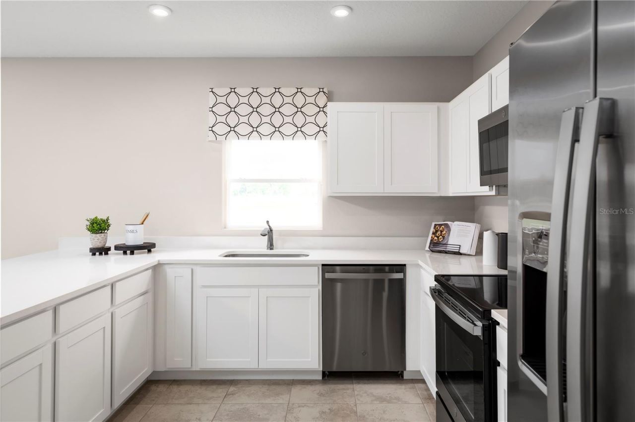 548 171st Street E, Bradenton, FL 34212 Photo