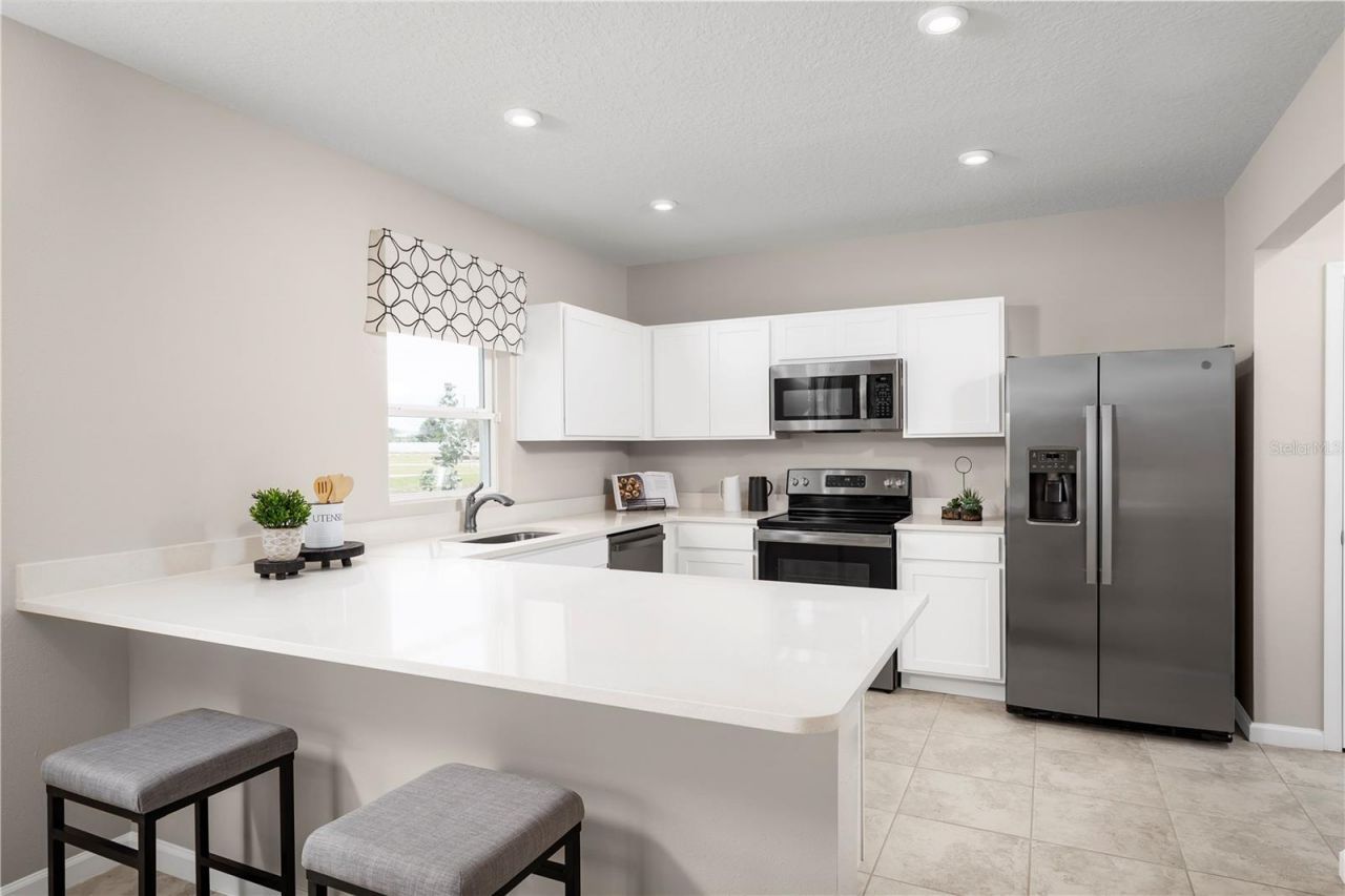 548 171st Street E, Bradenton, FL 34212 Photo