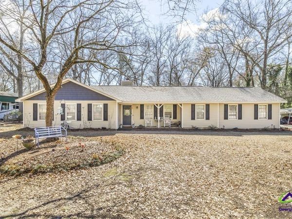 102 Smoke Rise Drive, Warner Robins, GA 31088