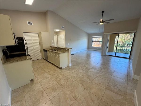 2070 Arbour Walk CIR, Unit 3224, NAPLES, FL 34109
