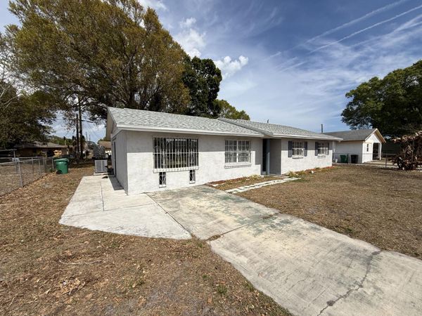 307 Essex Drive, Fort Pierce, FL 34946