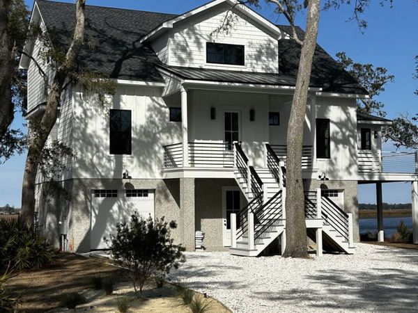 52 River View Court, Waverly, GA 31565