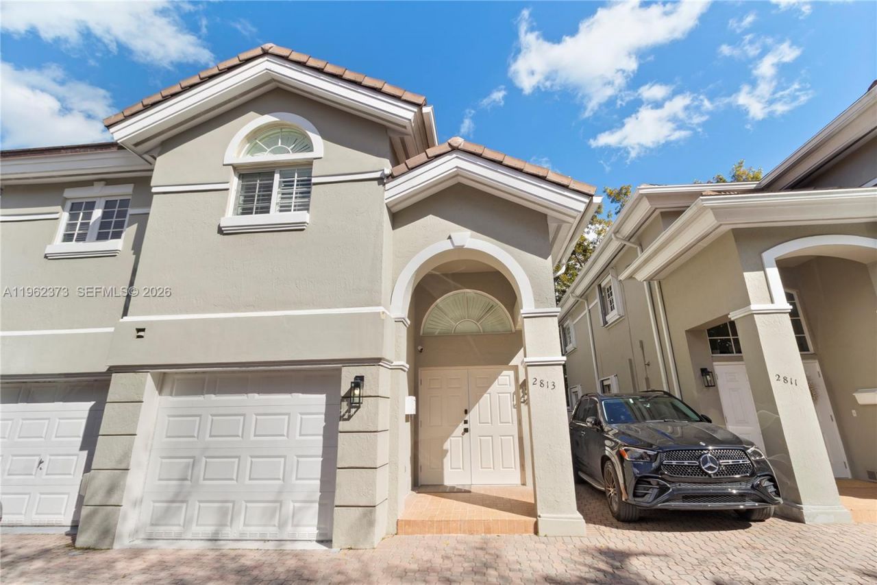 2813 Day Ave, Unit 2813, Miami, FL 33133 Photo