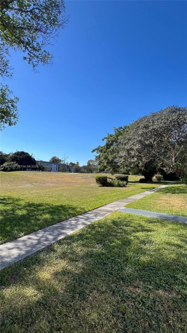 8300 Sands Point Blvd, Unit K105, Tamarac, FL 33321 Photo