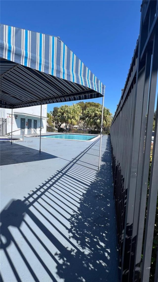 8300 Sands Point Blvd, Unit K105, Tamarac, FL 33321 Photo