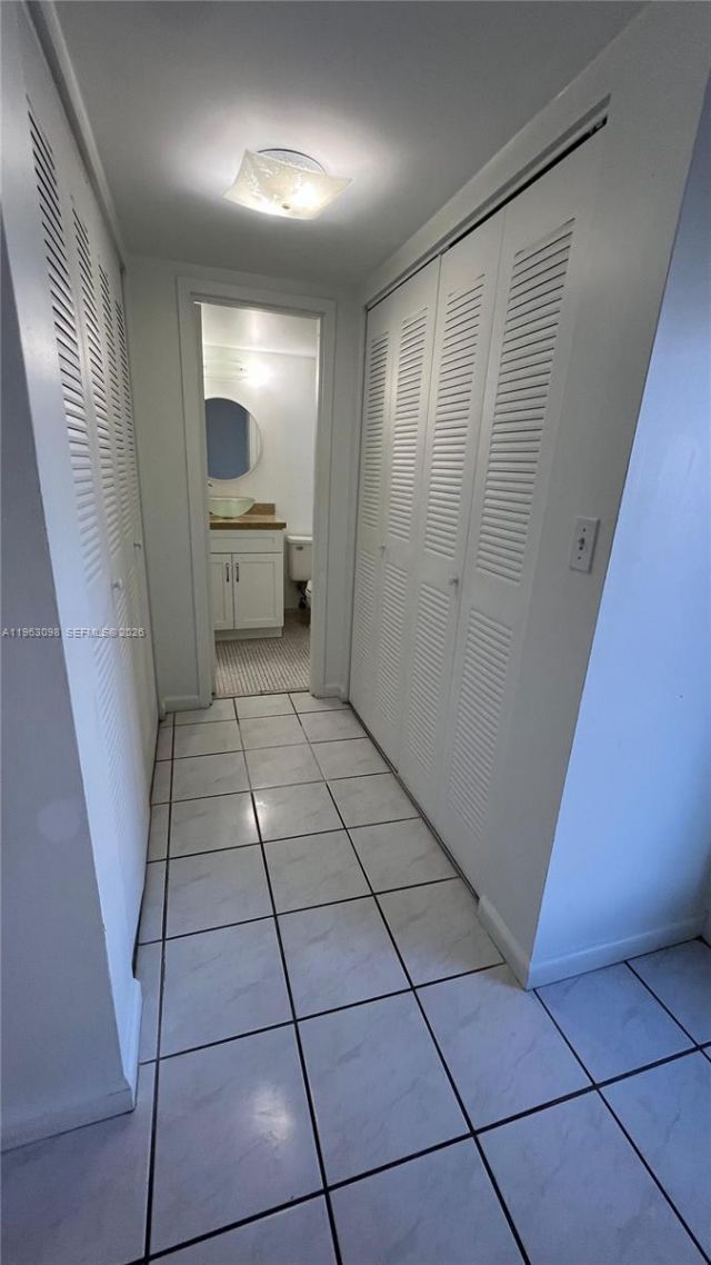 8300 Sands Point Blvd, Unit K105, Tamarac, FL 33321 Photo