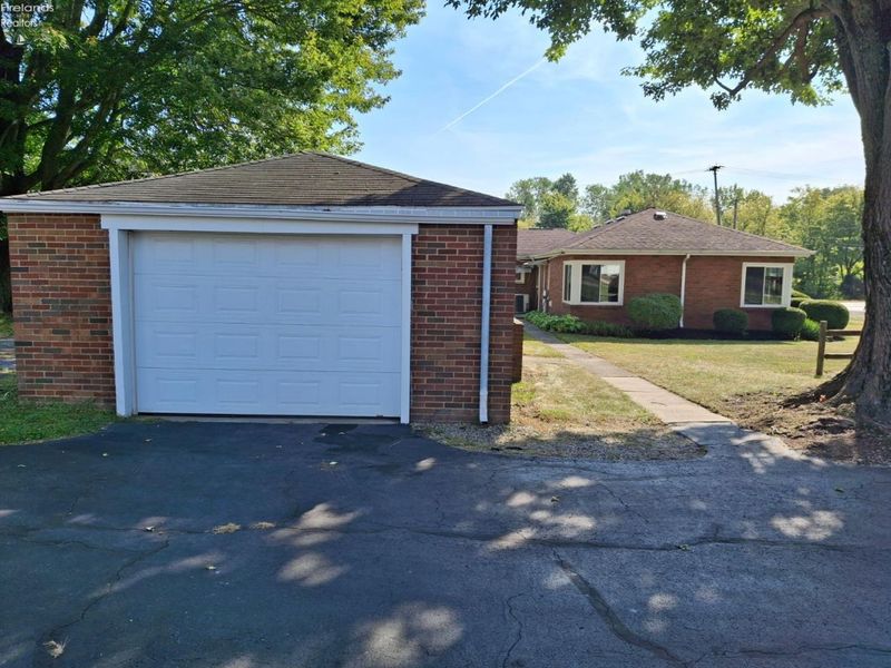 19 Townsend Street, Greenwich, OH 44837 Photo 2