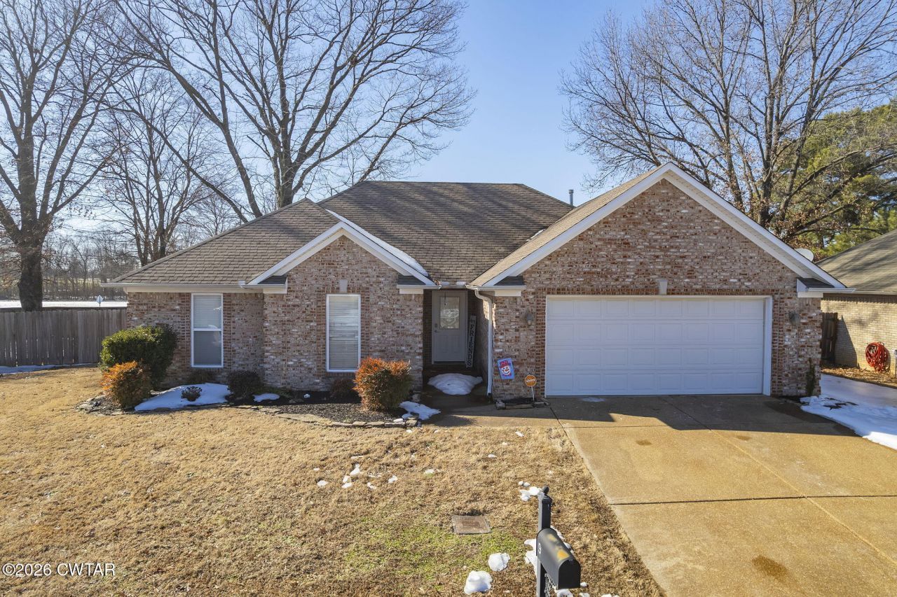 9 Grove Hill Lane, Jackson, TN 38305 Main Photo