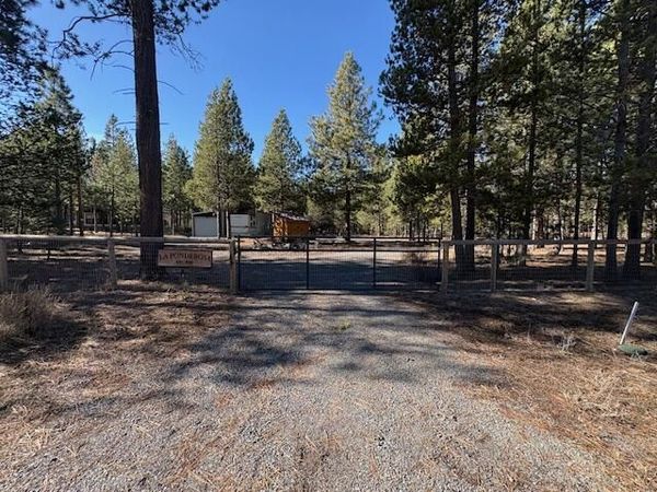 53253 Woodstock Drive, La Pine, OR 97739