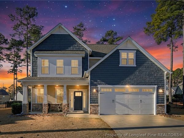 47 Pinnacle Drive, Spring Lake, NC 28390