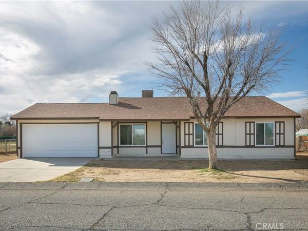 40629 178th E, Lake Los Angeles, CA 93535