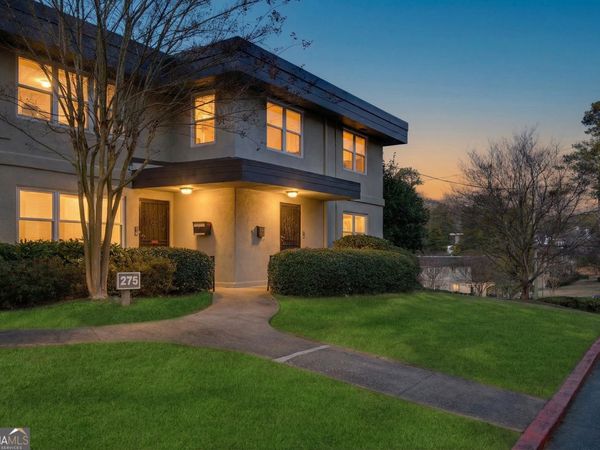 275 Lakemoore Drive NE, Unit D, Atlanta, GA 30342