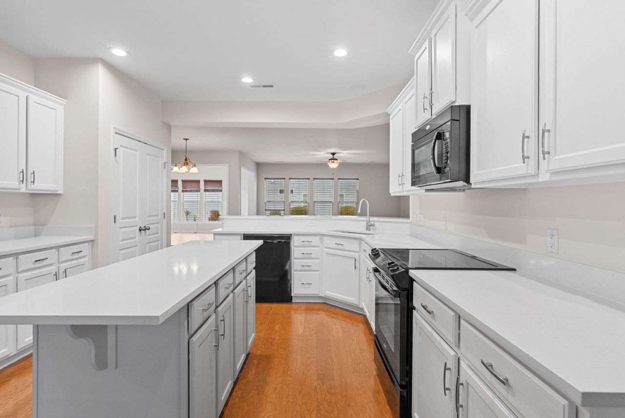 361 Waterlily Way Photo 10