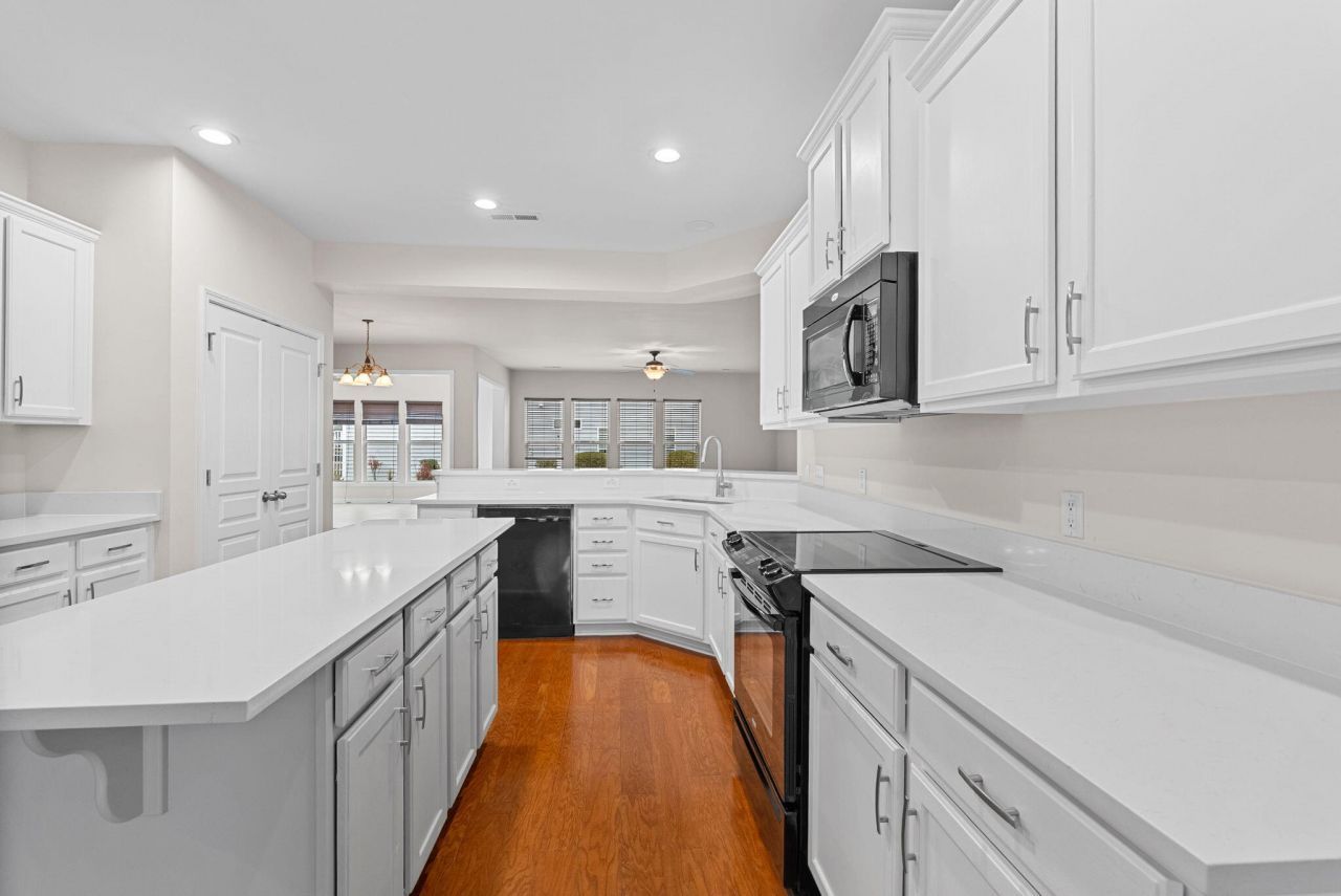 361 Waterlily Way Photo 13