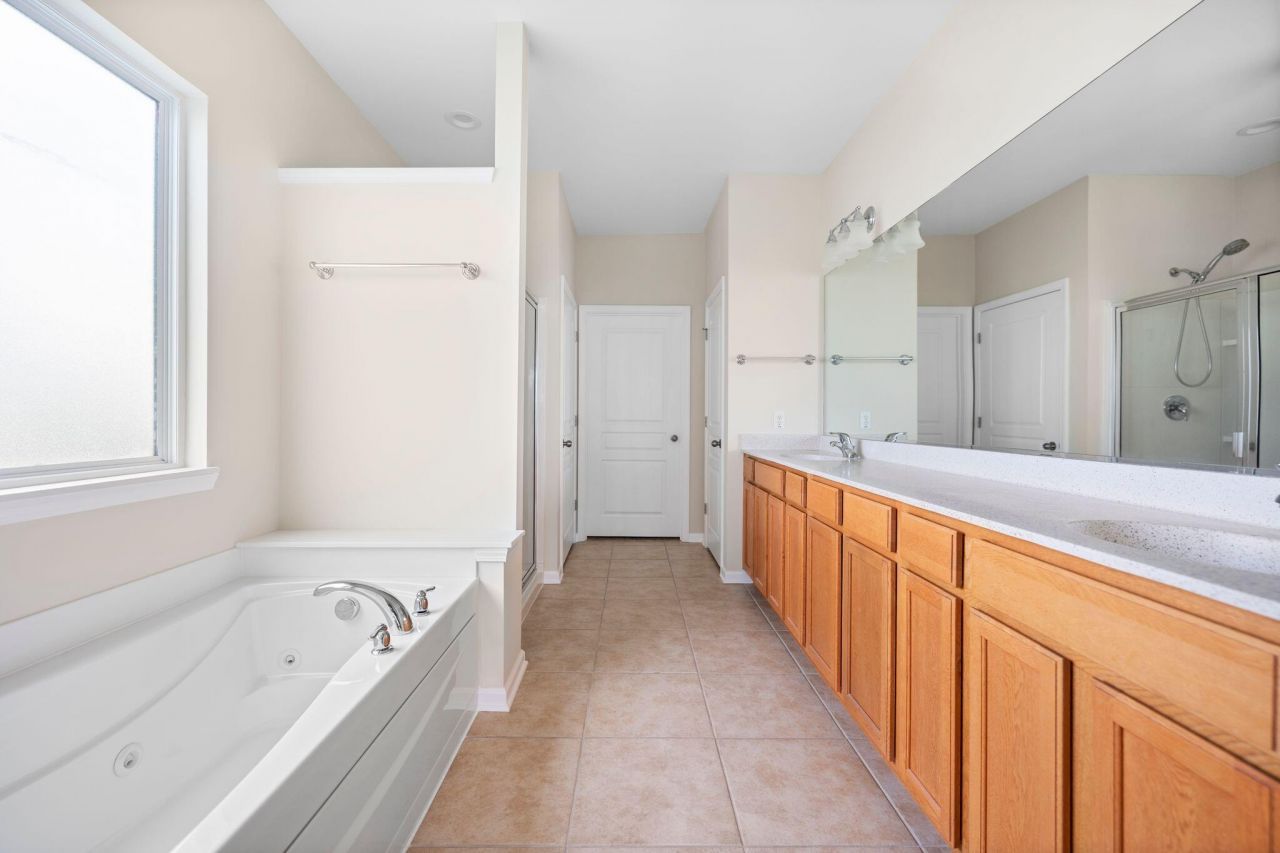 361 Waterlily Way Photo 33