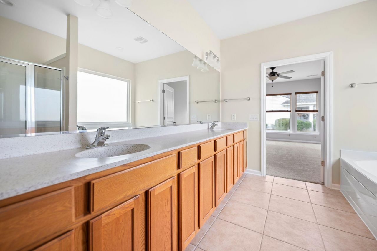 361 Waterlily Way Photo 34