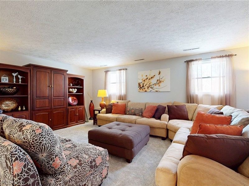 154 Tera Manor, Wintersville, OH 43953 Photo 13