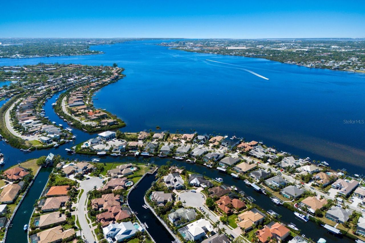 541 Fore Drive, Bradenton, FL 34208 Photo