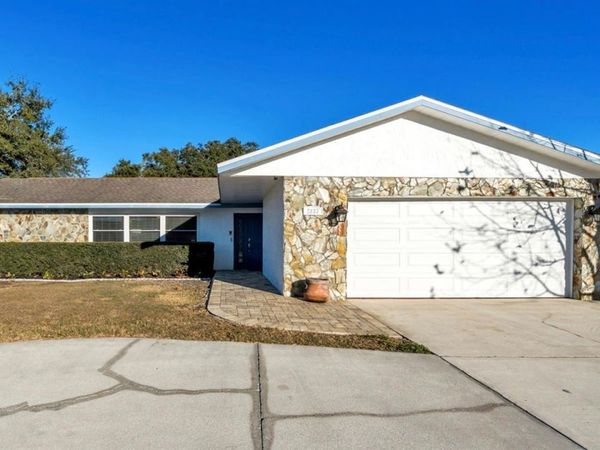 2033 58TH LANE N, CLEARWATER, FL 33760