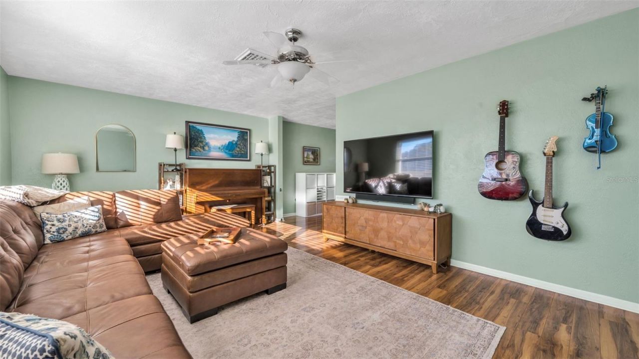 2033 58th Lane N, Clearwater, FL 33760 Photo