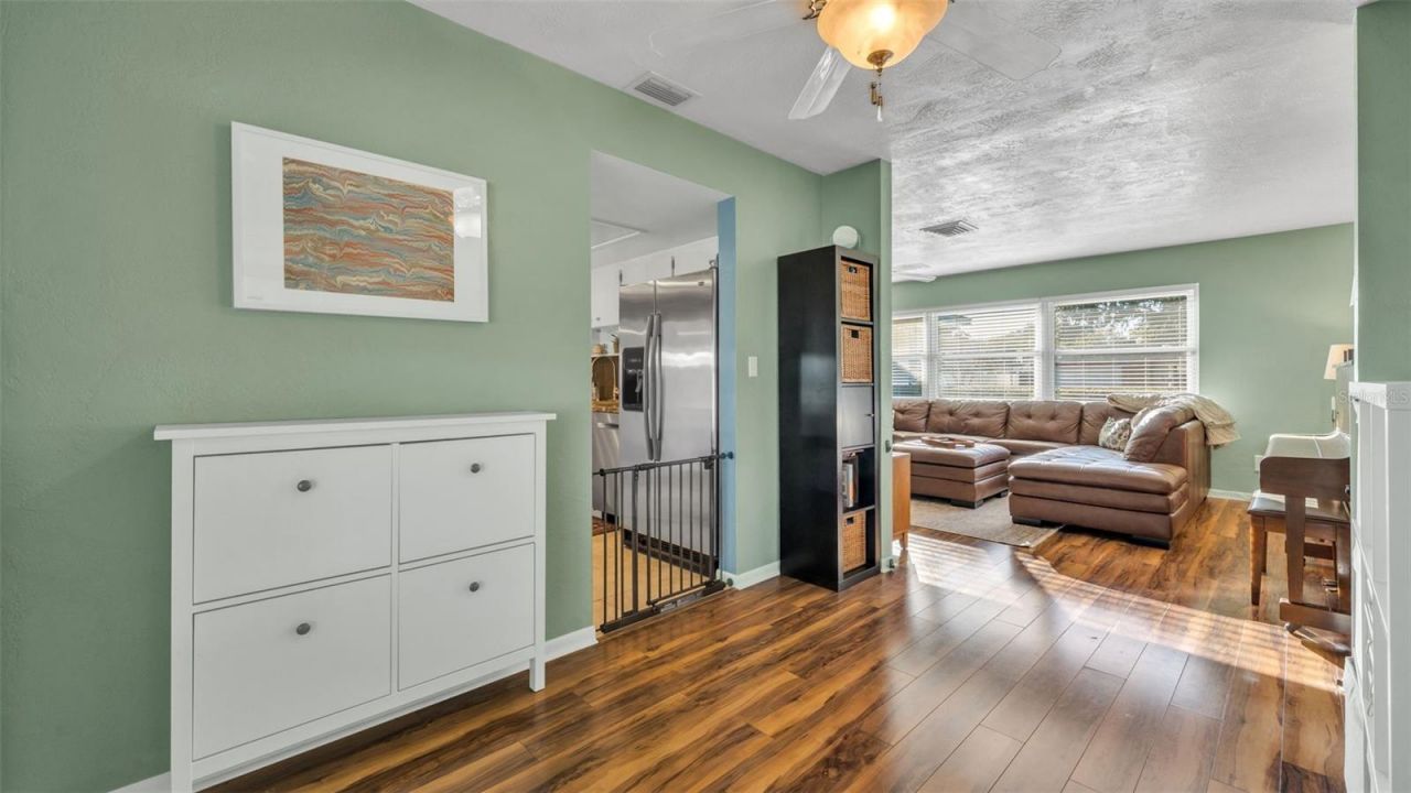 2033 58th Lane N, Clearwater, FL 33760 Photo