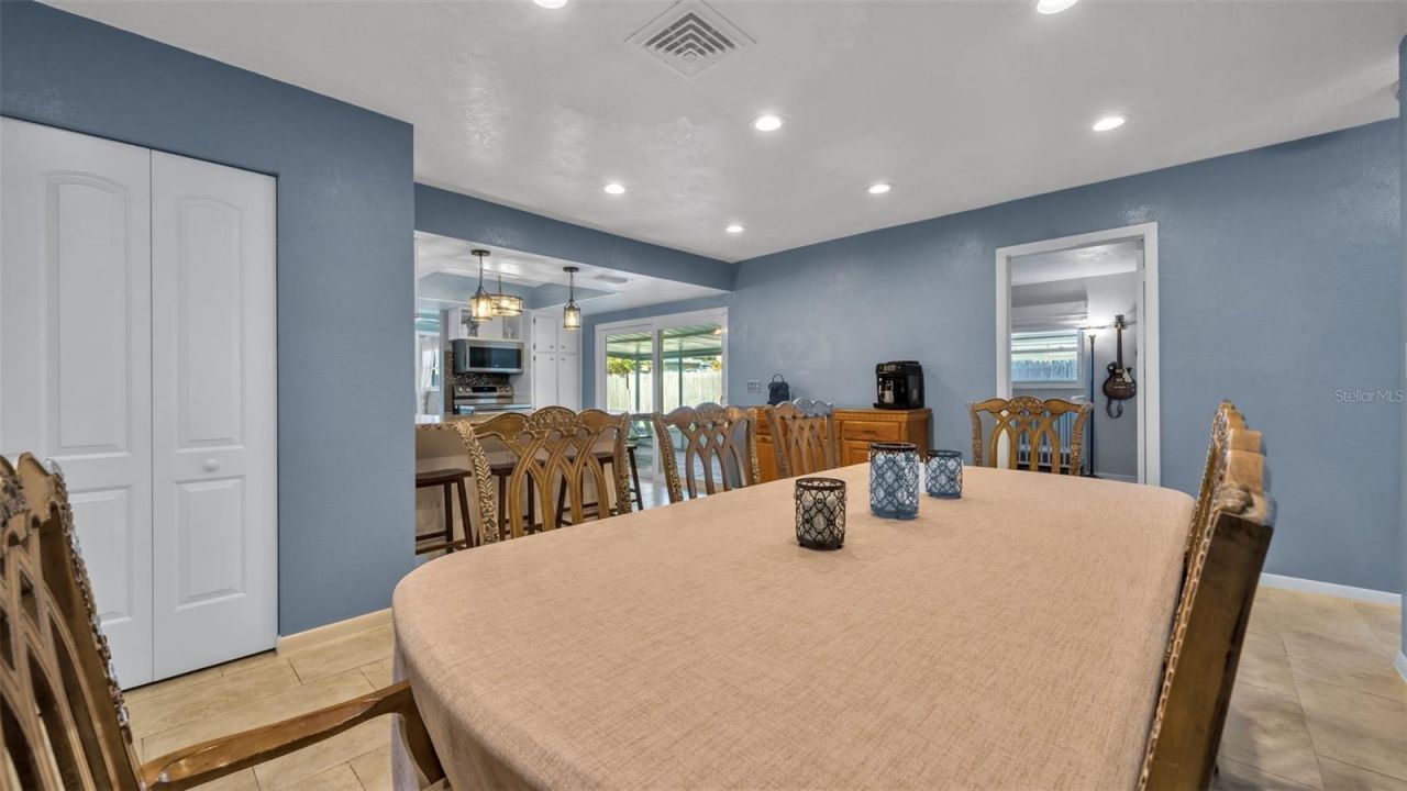 2033 58th Lane N, Clearwater, FL 33760 Photo