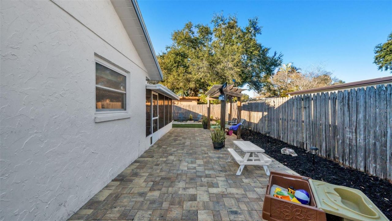 2033 58th Lane N, Clearwater, FL 33760 Photo