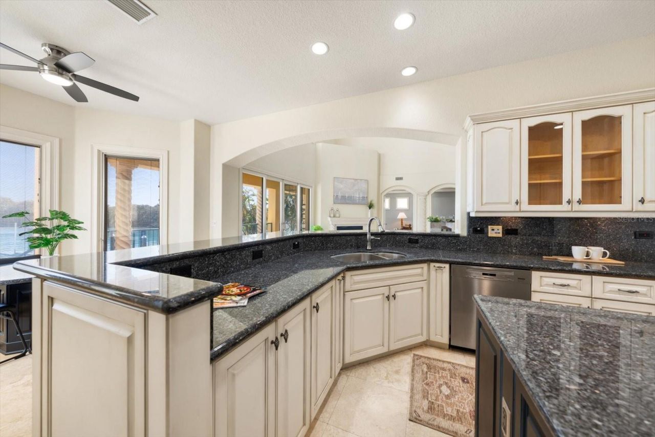 903 Harbor Drive, Belleair Beach, FL 33786 Photo