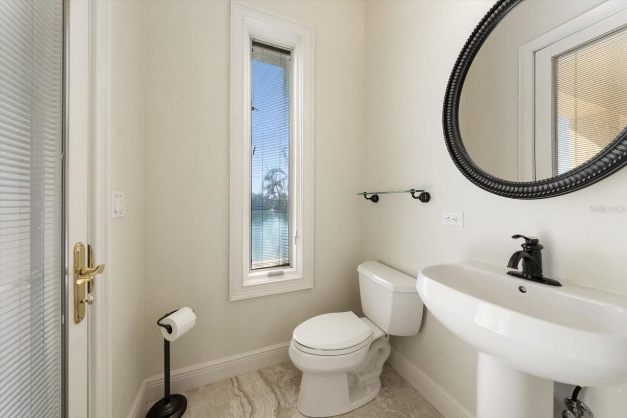 903 Harbor Drive, Belleair Beach, FL 33786 Photo