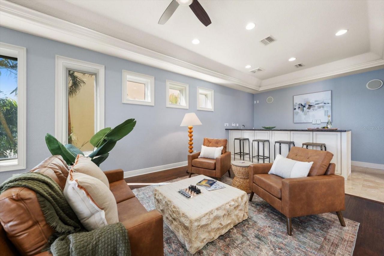 903 Harbor Drive, Belleair Beach, FL 33786 Photo