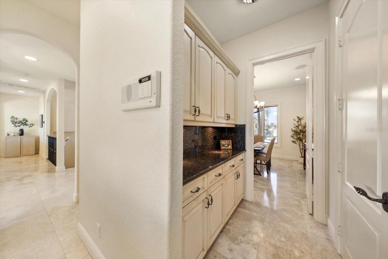 903 Harbor Drive, Belleair Beach, FL 33786 Photo