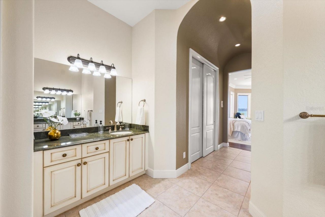 903 Harbor Drive, Belleair Beach, FL 33786 Photo