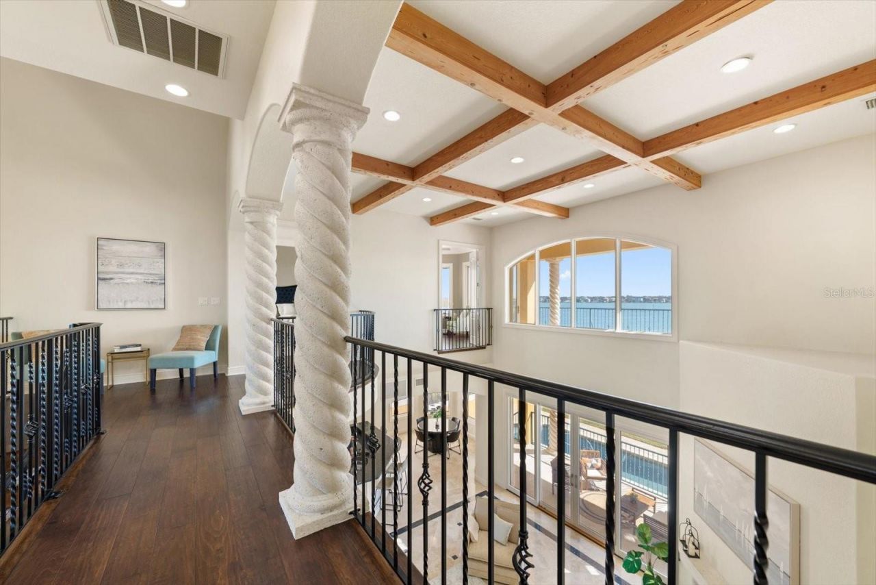 903 Harbor Drive, Belleair Beach, FL 33786 Photo