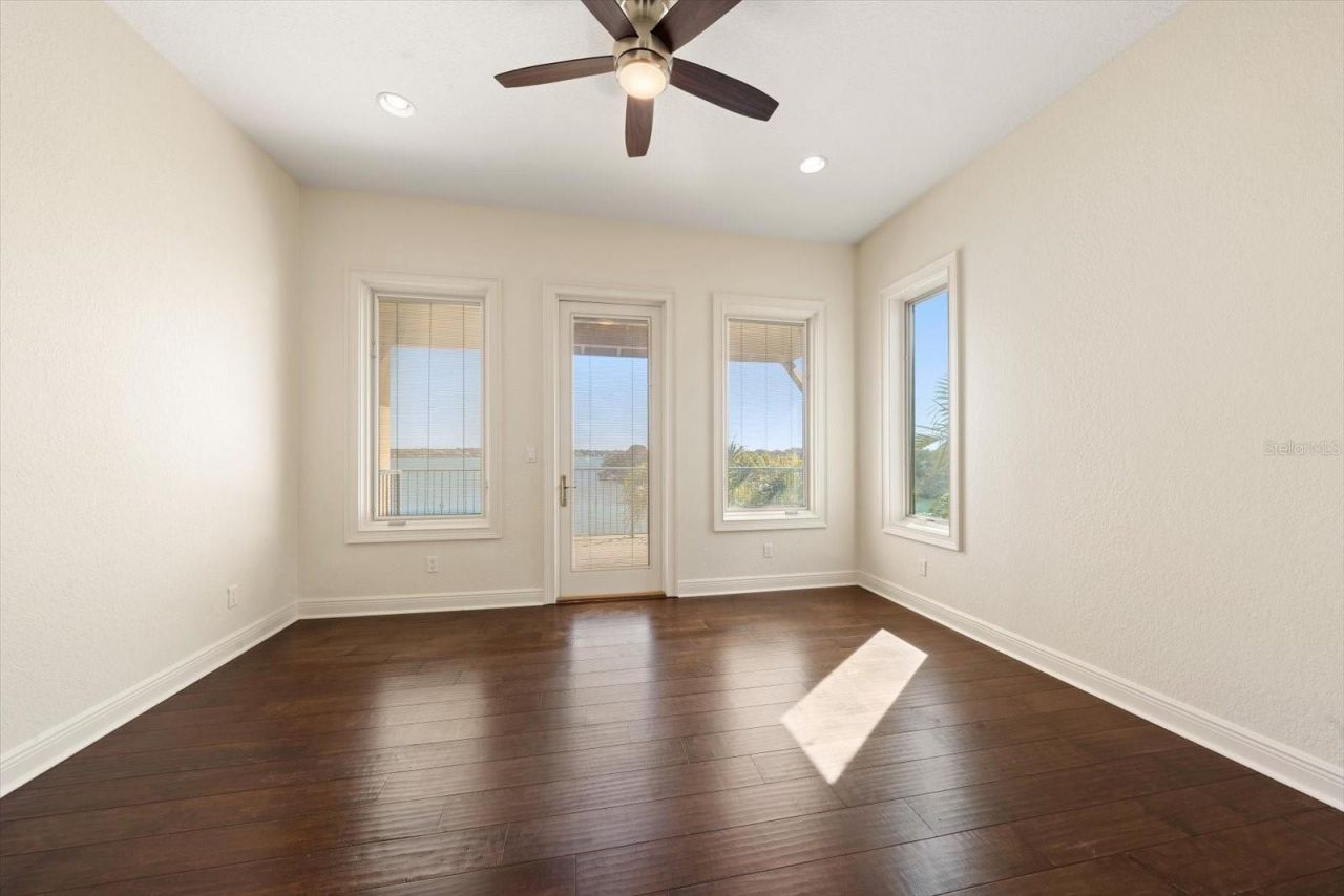 903 Harbor Drive, Belleair Beach, FL 33786 Photo