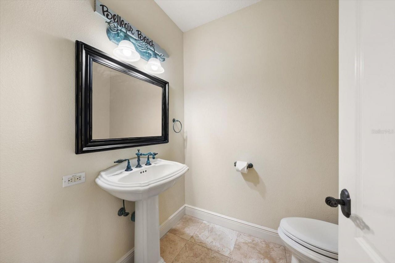 903 Harbor Drive, Belleair Beach, FL 33786 Photo