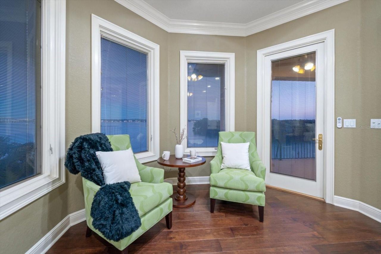 903 Harbor Drive, Belleair Beach, FL 33786 Photo