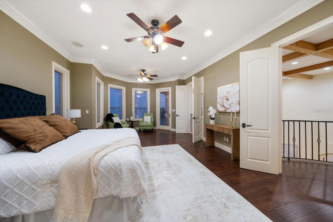 903 Harbor Drive, Belleair Beach, FL 33786 Photo