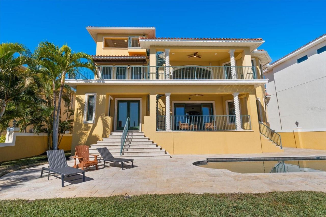 903 Harbor Drive, Belleair Beach, FL 33786 Photo