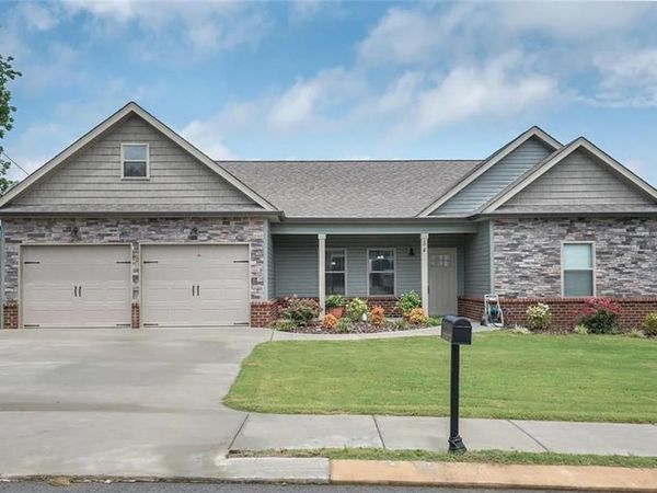 54 Franklin Circle, Fort Oglethorpe, GA 30742