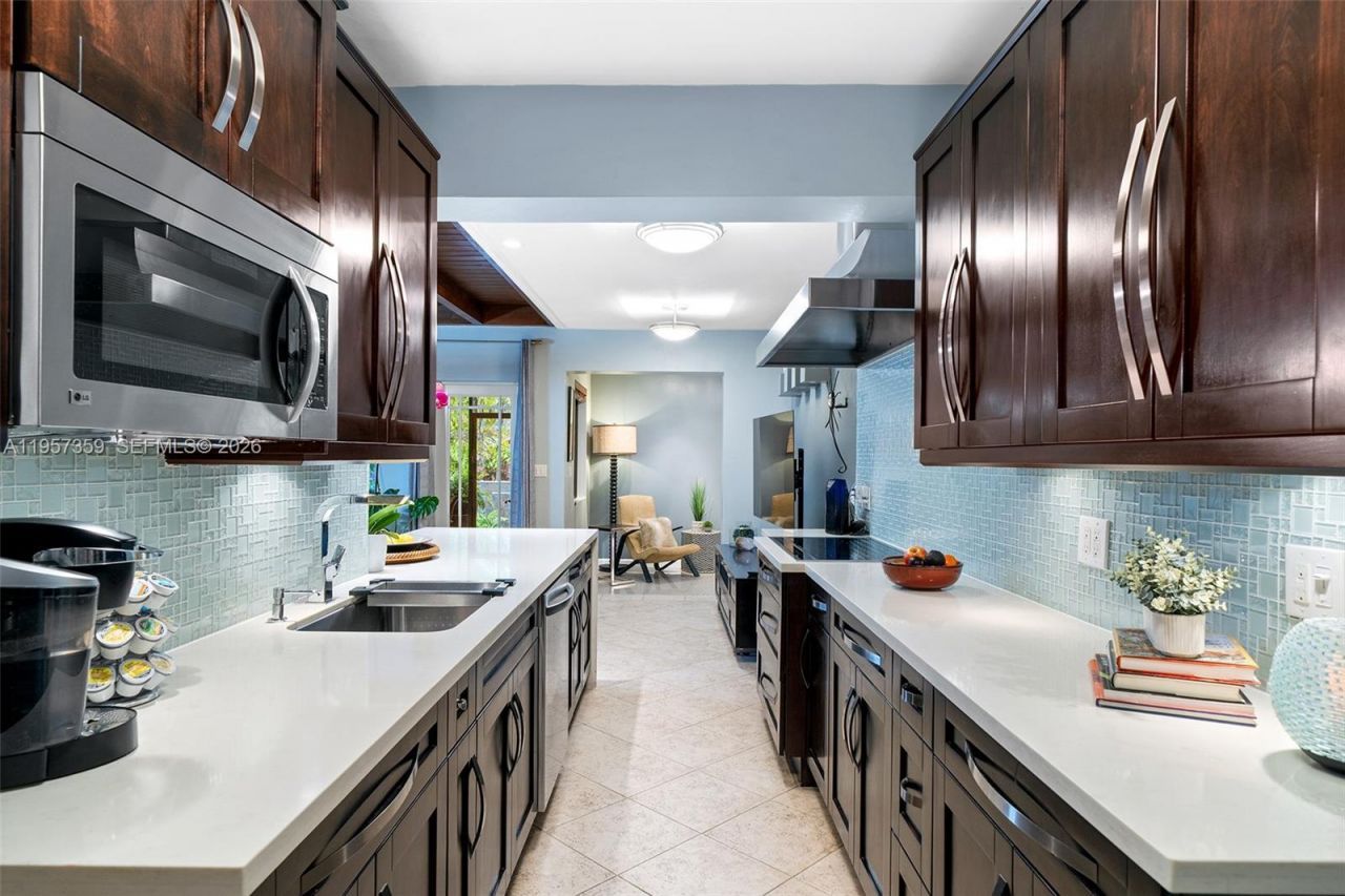 62 NE 110th St, Miami Shores, FL 33161 Photo