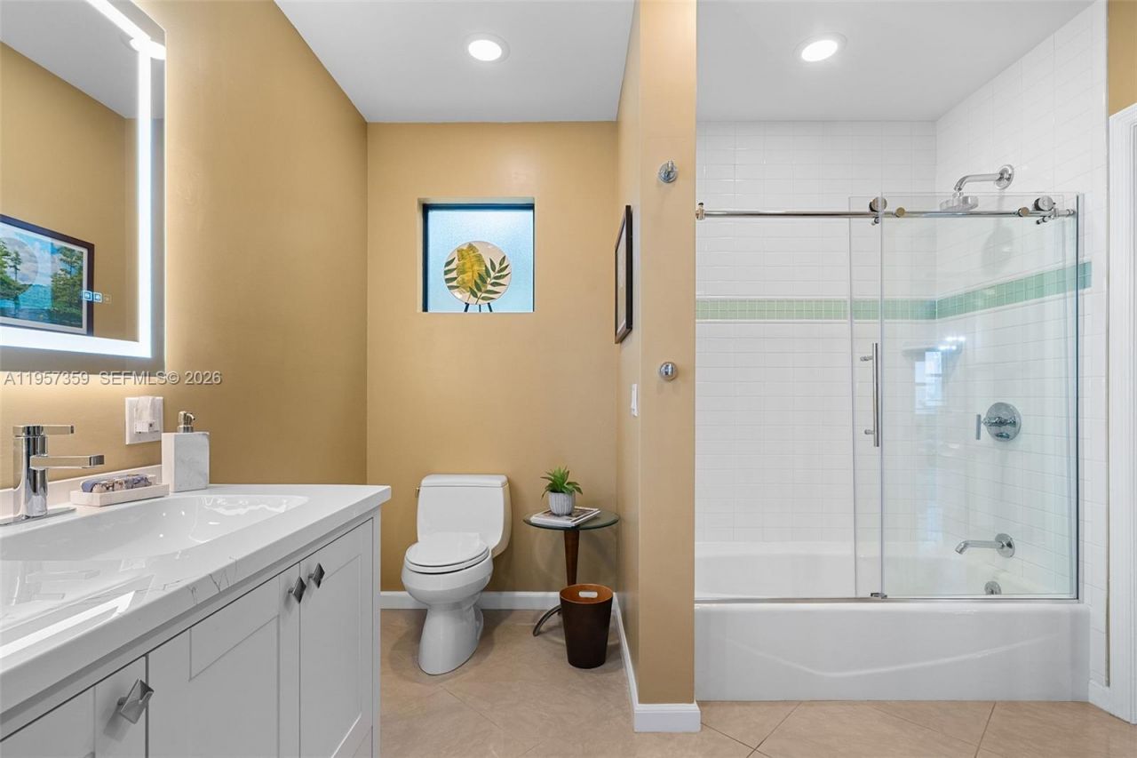 62 NE 110th St, Miami Shores, FL 33161 Photo