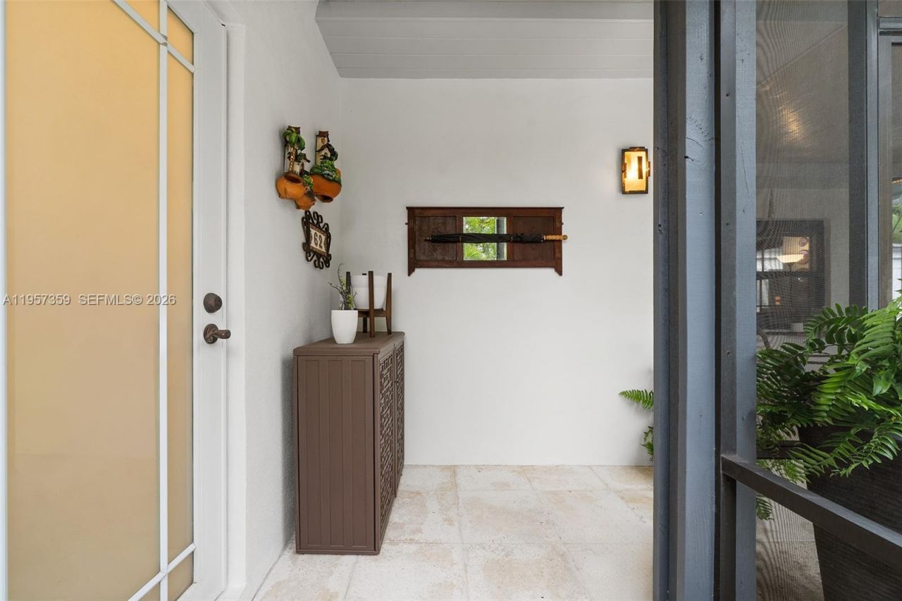 62 NE 110th St, Miami Shores, FL 33161 Photo