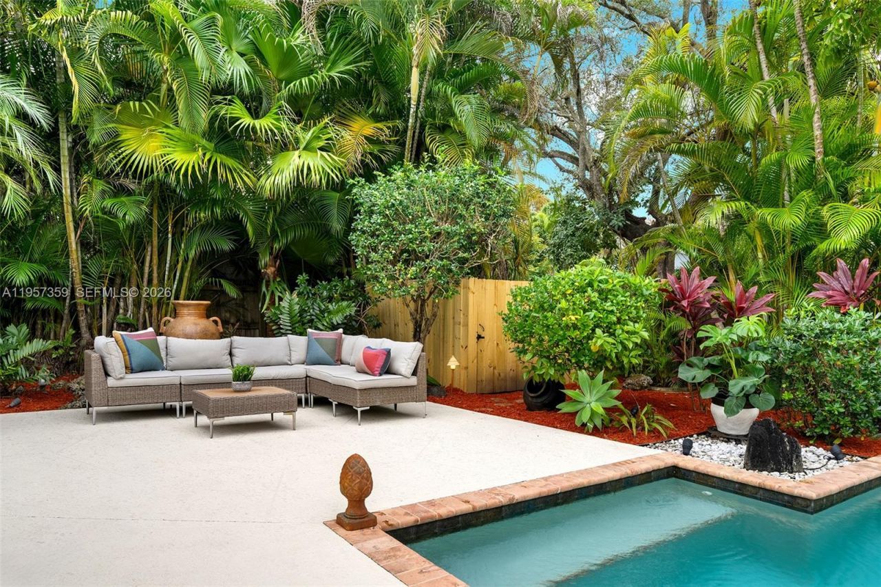 62 NE 110th St, Miami Shores, FL 33161 Photo