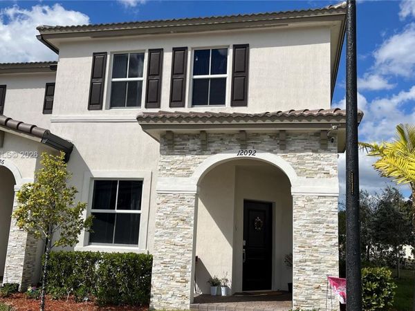 12092 NW 24th Pl, Miami, FL 33167