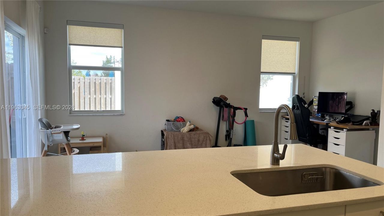 12092 NW 24th Pl, Miami, FL 33167 Photo