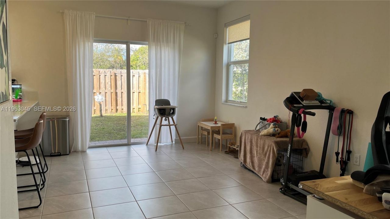 12092 NW 24th Pl, Miami, FL 33167 Photo