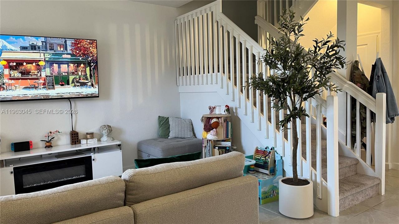 12092 NW 24th Pl, Miami, FL 33167 Photo