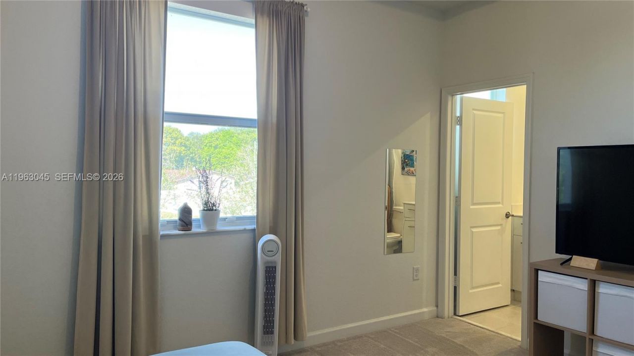 12092 NW 24th Pl, Miami, FL 33167 Photo