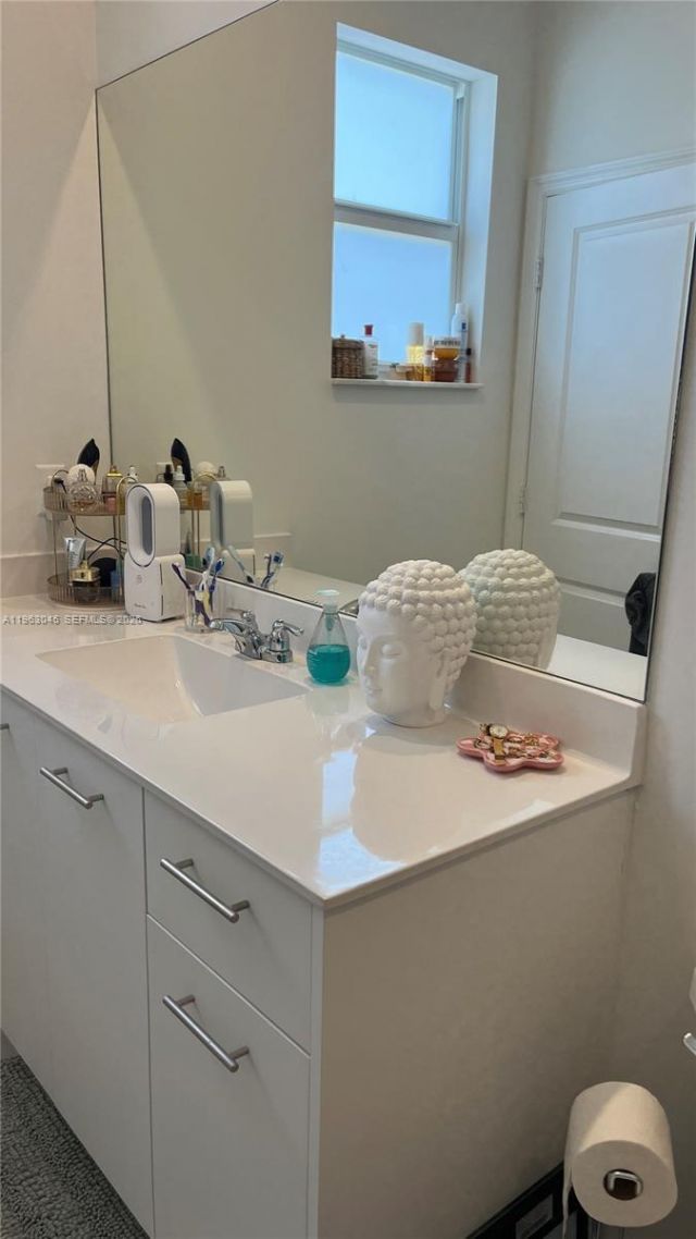 12092 NW 24th Pl, Miami, FL 33167 Photo