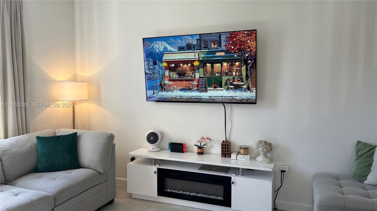 12092 NW 24th Pl, Miami, FL 33167 Photo